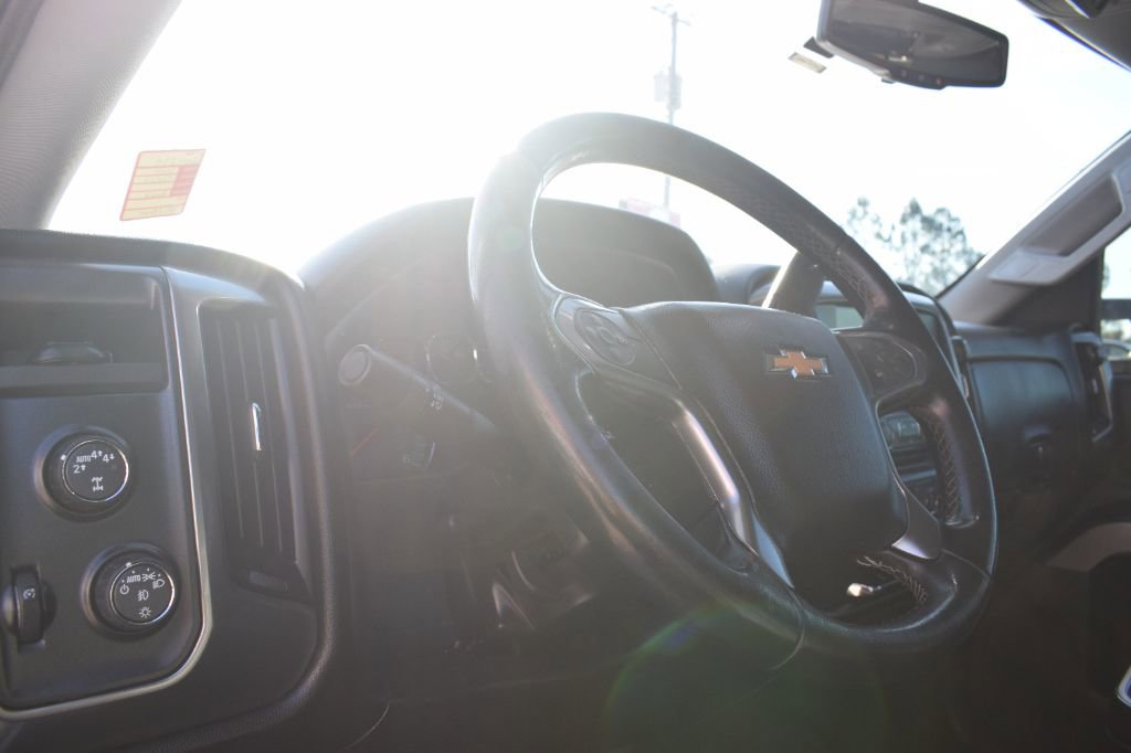 Used 2018 Chevrolet Silverado 1500 LT w/ All Star Edition image 19