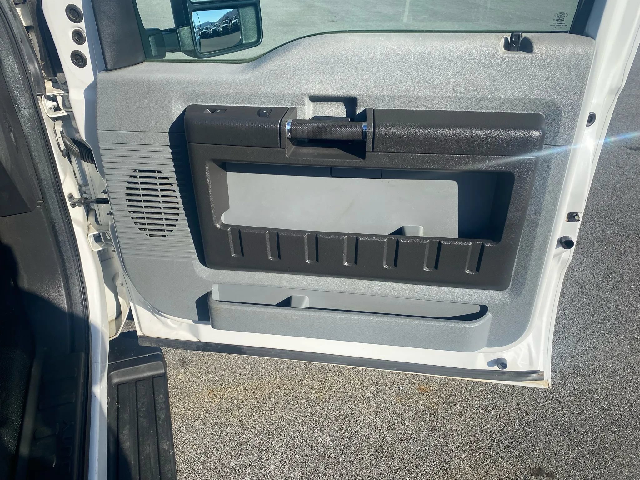Used 2014 Ford F250 XL w/ Power Equipment Group RWD image 18