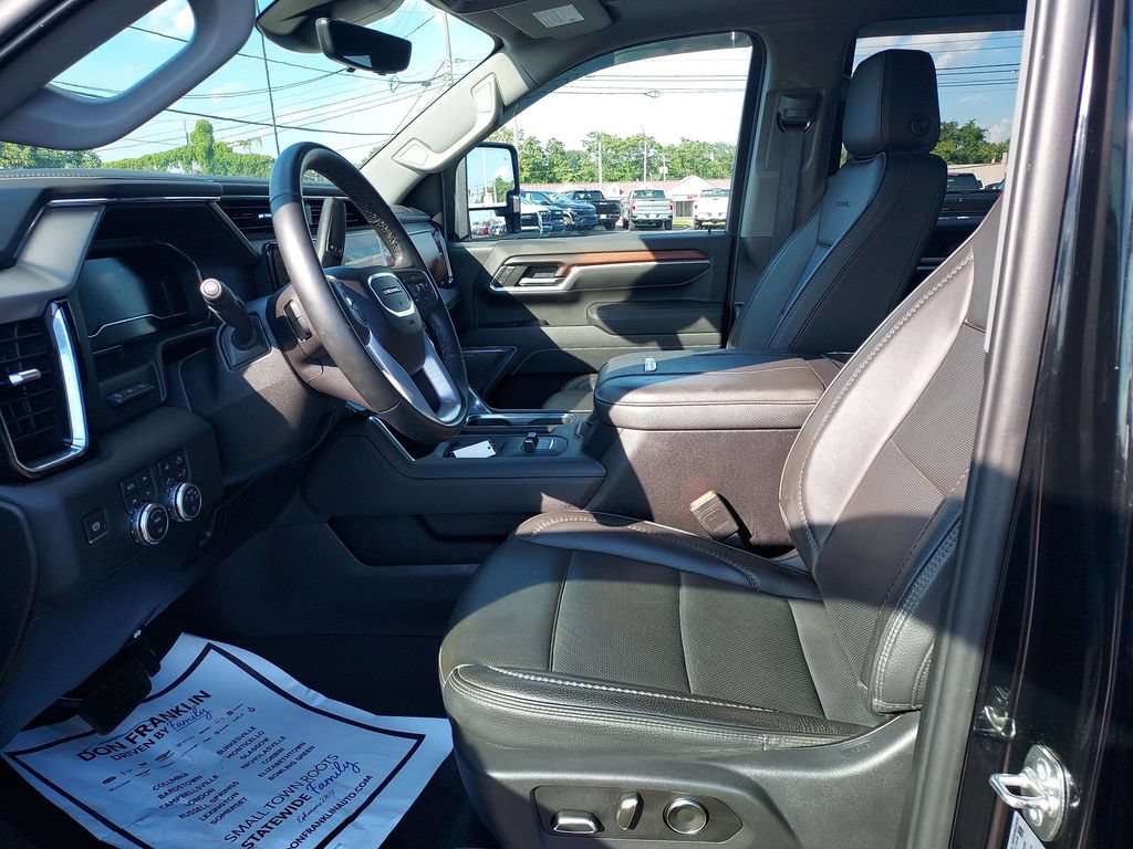 Used 2025 GMC Sierra 2500 Denali w/ Denali Reserve Package AWD/4WD image 12