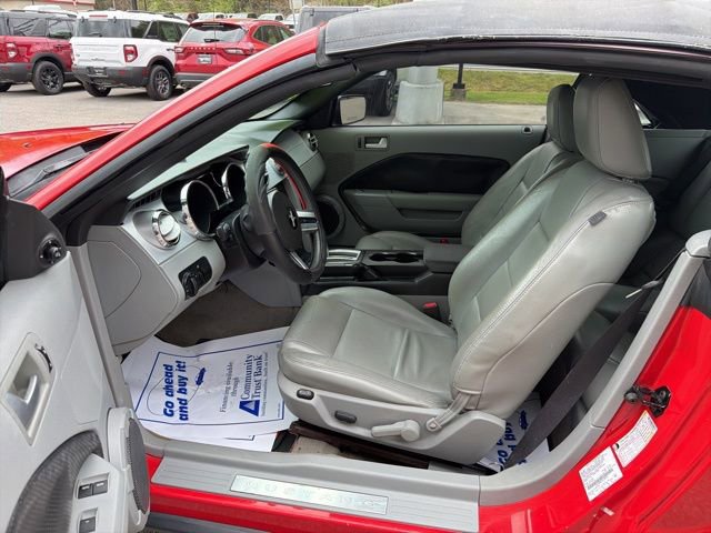 Used 2006 Ford Mustang Premium image 8