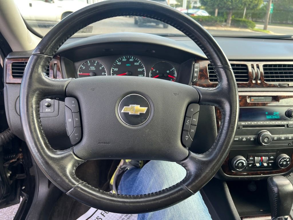 Used 2012 Chevrolet Impala LTZ image 16