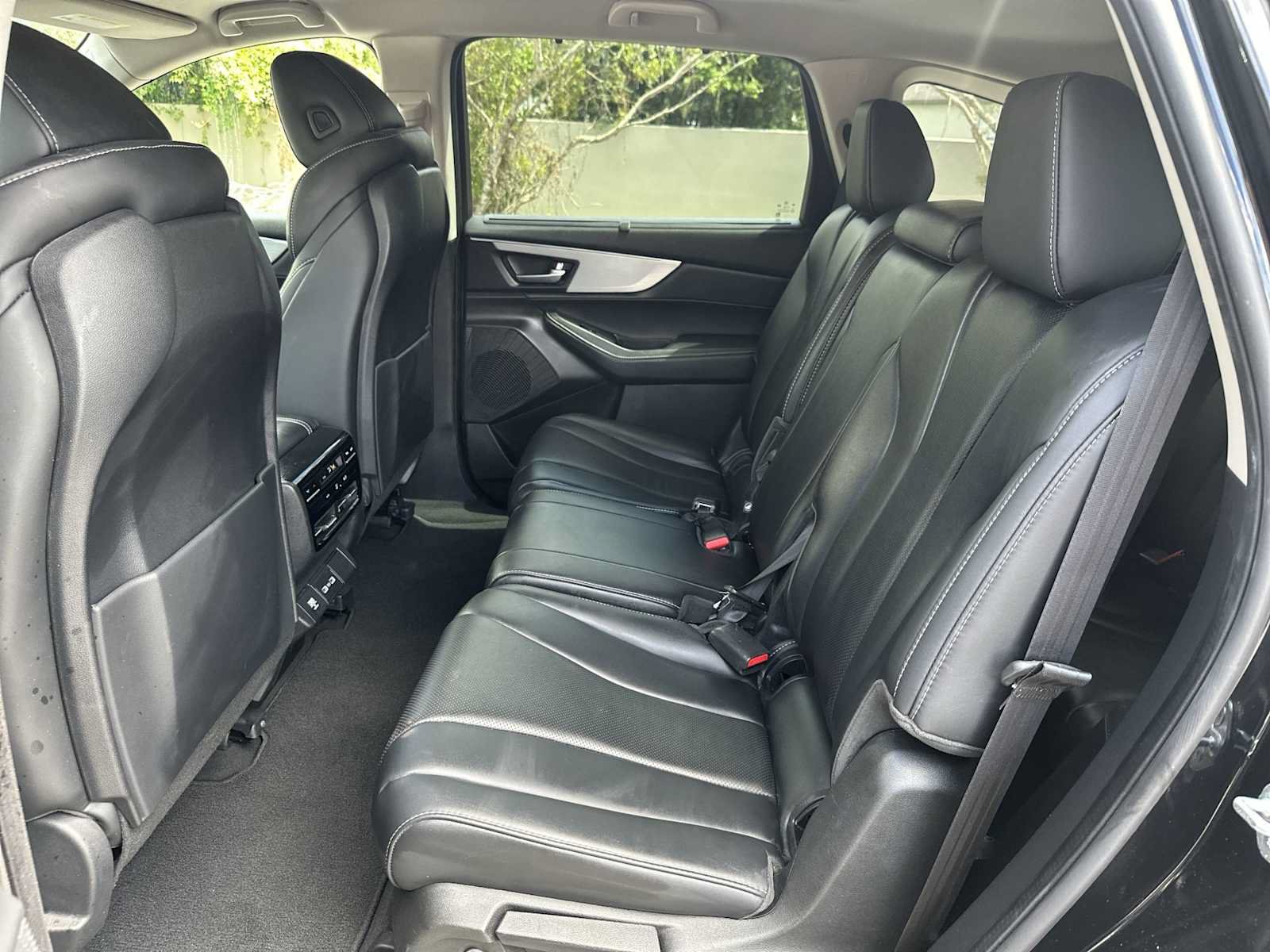 Used 2023 Acura MDX w/ Technology Package FWD image 17