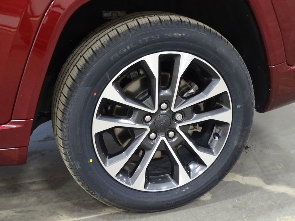 Used 2023 Jeep Grand Cherokee L Overland w/ Advanced Protech Group III image 59