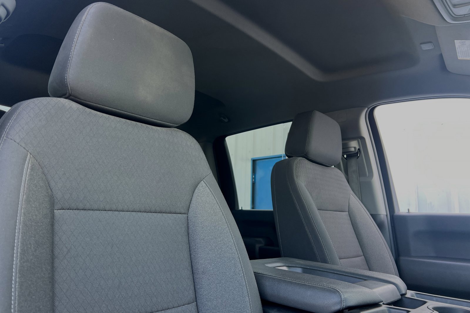 Used 2024 Chevrolet Silverado 2500 Custom w/ Custom Value Package image 16