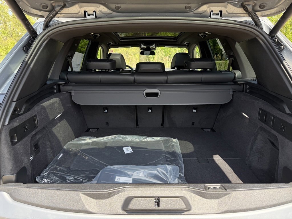 Used 2026 BMW X5 xDrive50e w/ Climate Comfort Package image 29