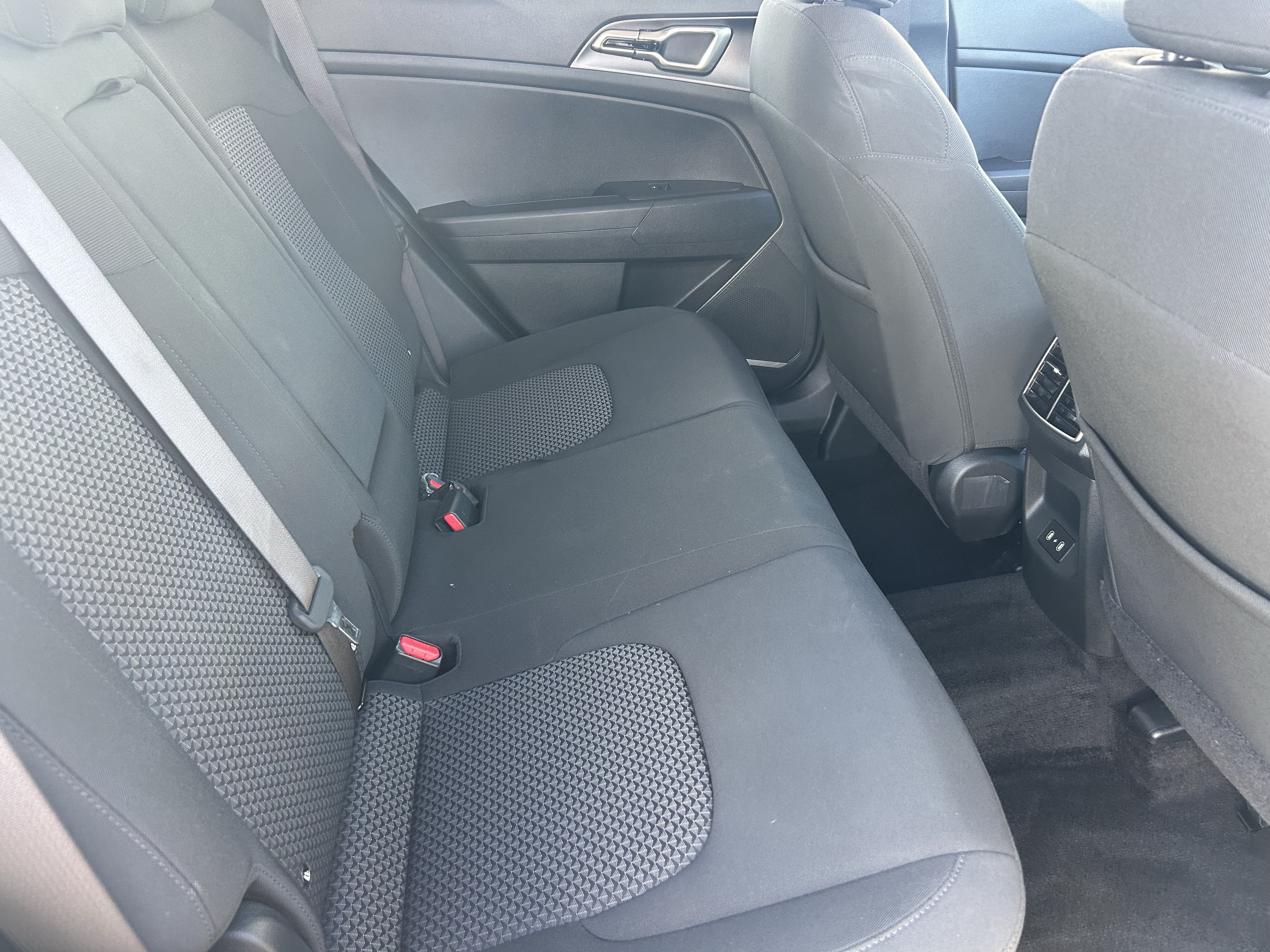 Certified 2026 Kia Sportage LX FWD image 14