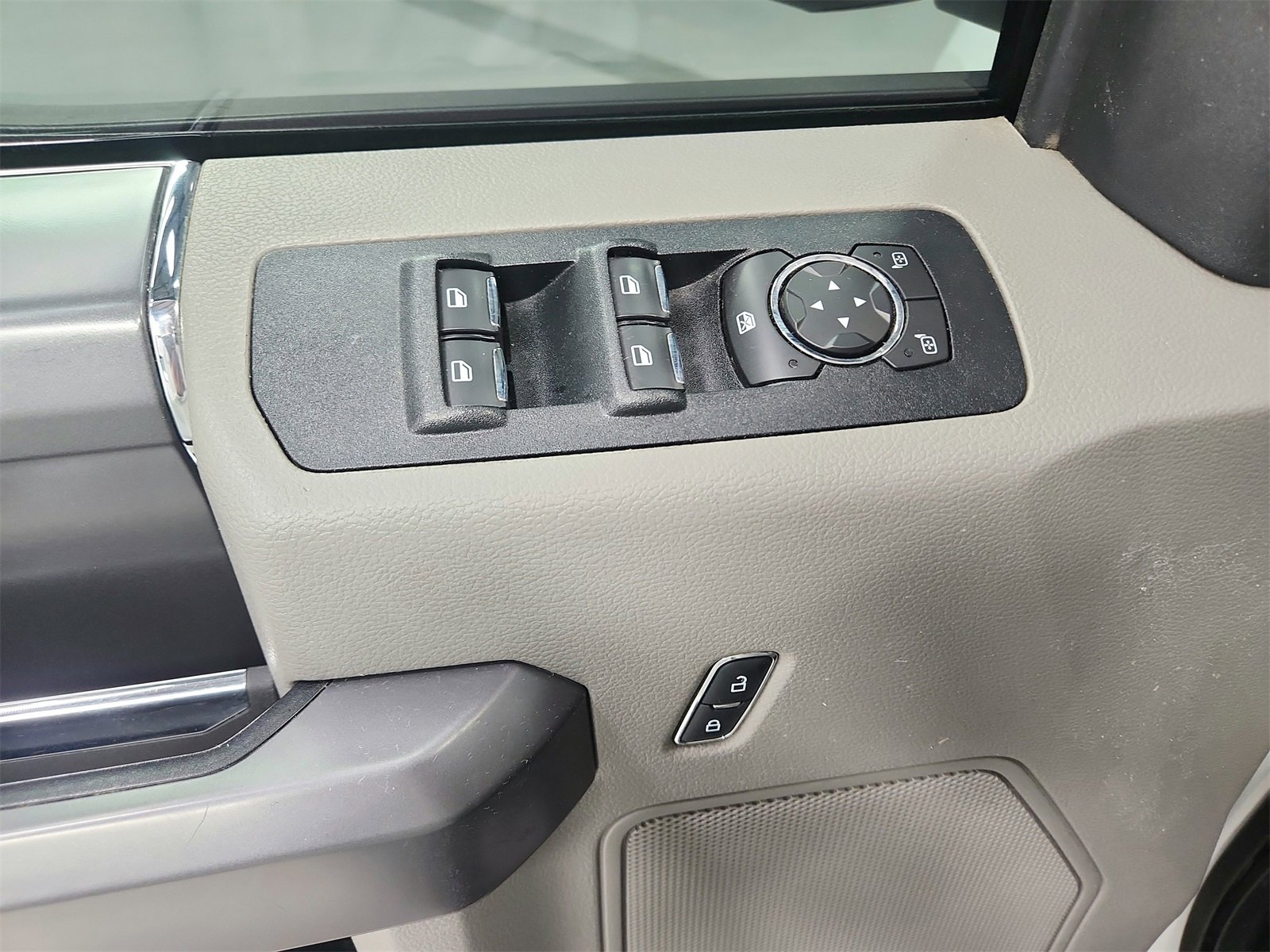 Used 2019 Ford F150 XLT w/ Equipment Group 302A Luxury image 31