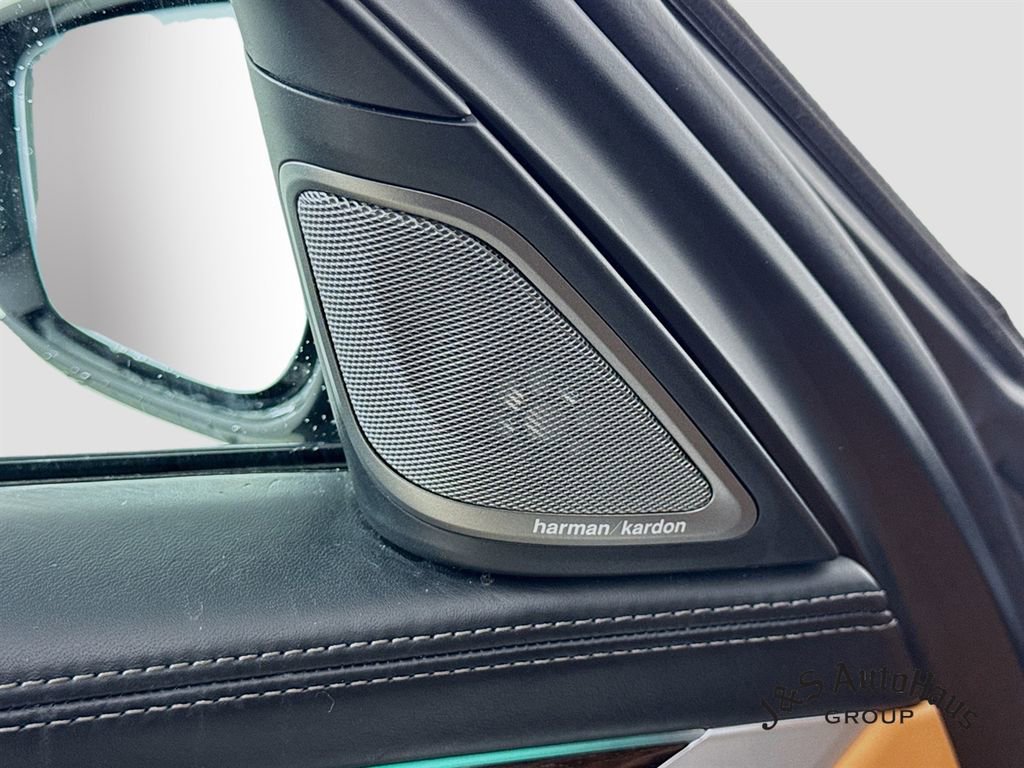 Used 2021 BMW 740i xDrive w/ M Sport Package image 24