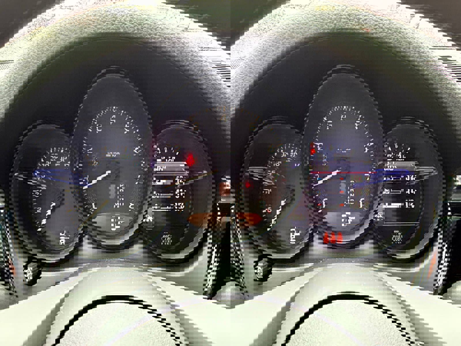 New 2026 Porsche Macan image 28