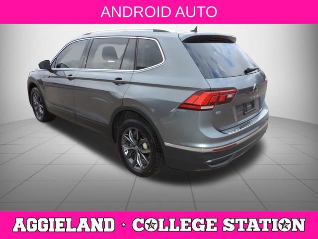 Used 2023 Volkswagen Tiguan SE w/ Panoramic Sunroof Package FWD image 6