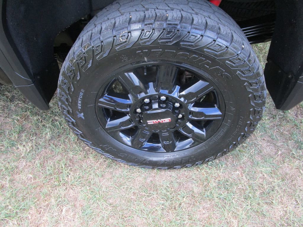 Used 2024 GMC Sierra 2500 AT4 w/ AT4 Premium Plus Package image 14