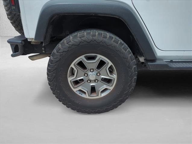 Used 2017 Jeep Wrangler Unlimited Rubicon w/ Cold Weather Group AWD/4WD image 28