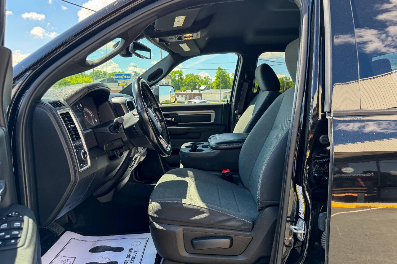 Used 2022 RAM 1500 Classic Warlock AWD/4WD image 21