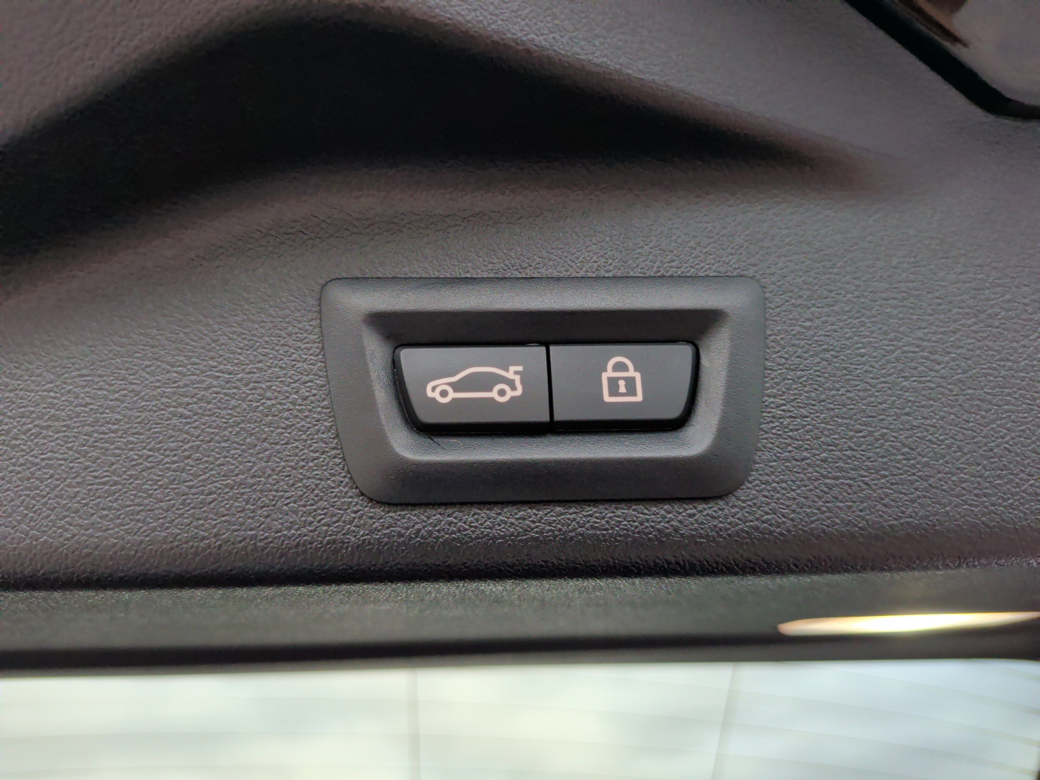 Certified 2023 BMW X5 xDrive40i w/ Executive Package image 43