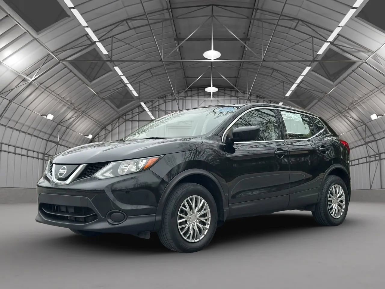 Used 2019 Nissan Rogue Sport S image 3