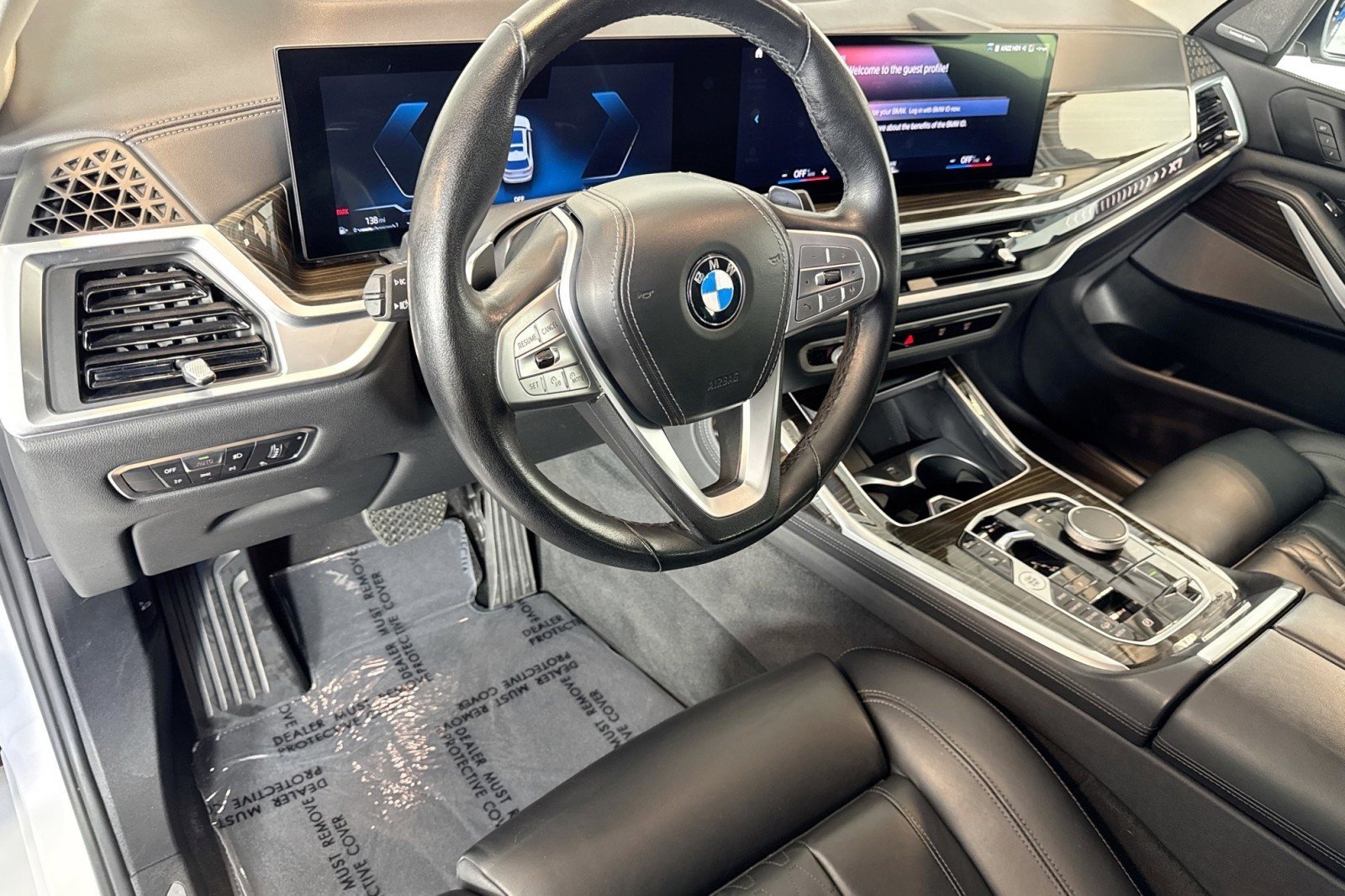 Used 2023 BMW X7 xDrive40i image 9