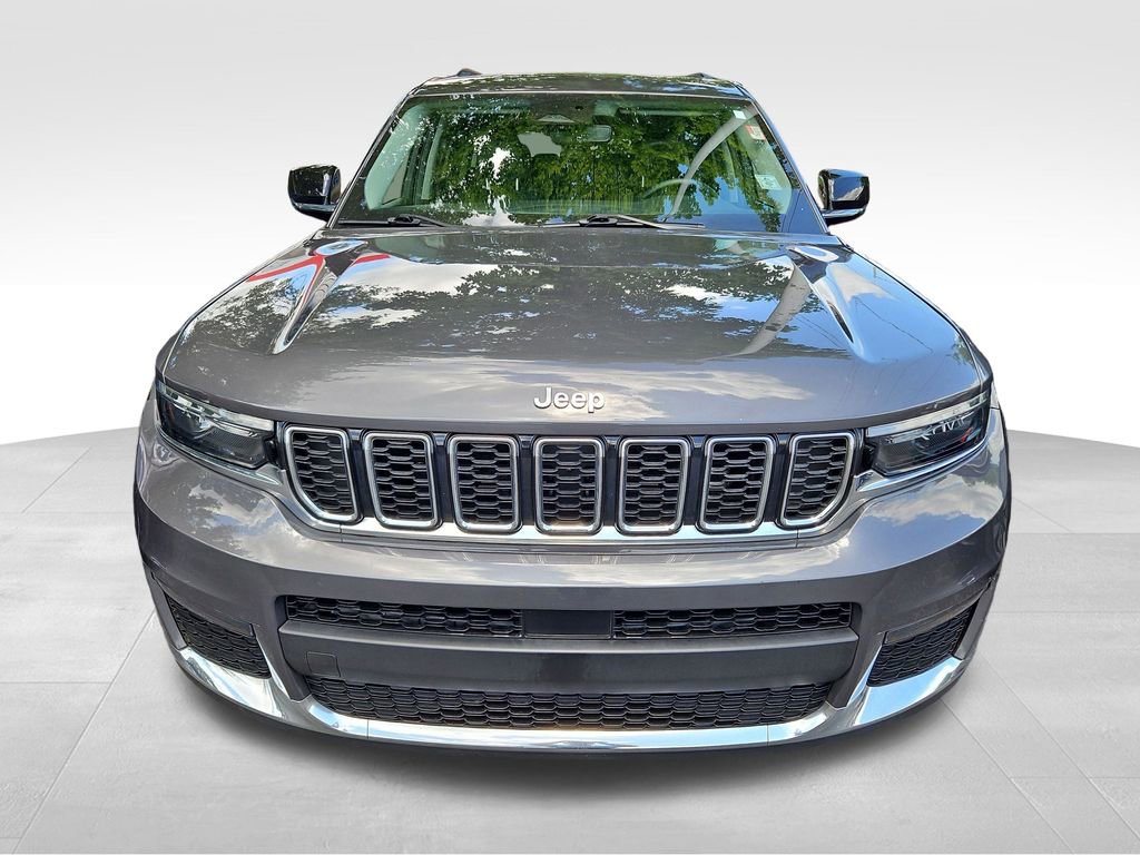 Used 2022 Jeep Grand Cherokee L Limited RWD image 2