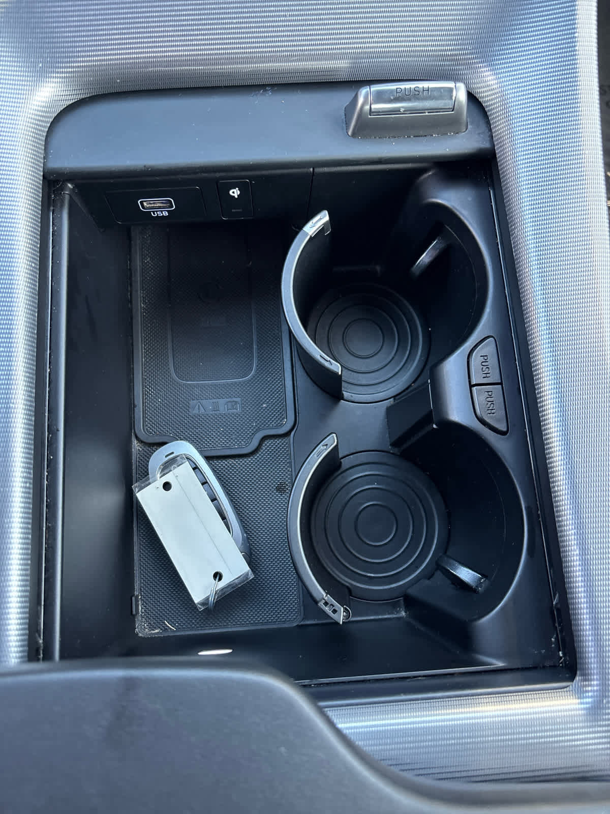 Used 2024 Hyundai Palisade Calligraphy image 13