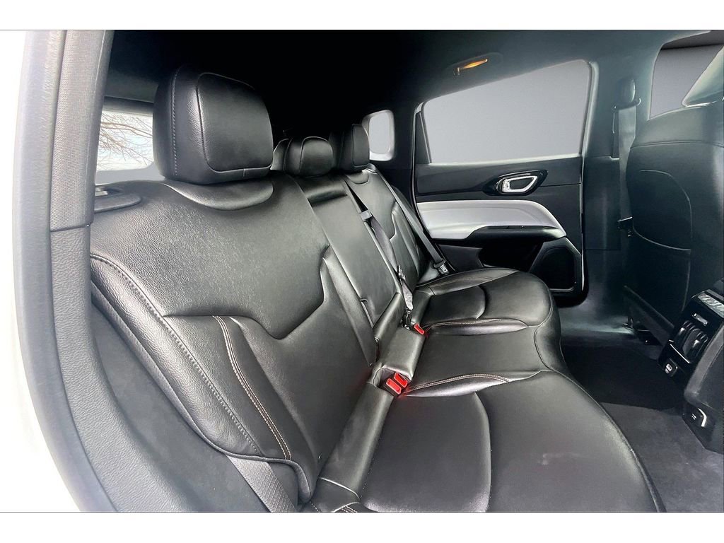 Certified 2024 Jeep Compass Limited image 24