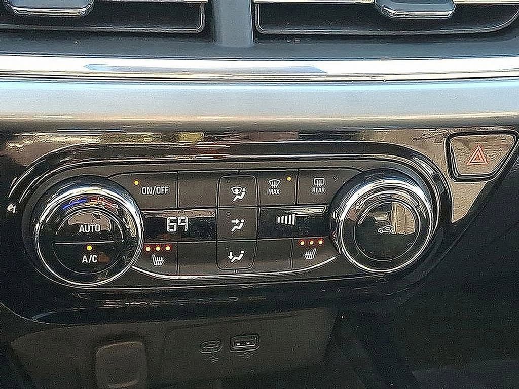 Used 2024 Chevrolet Trax LT w/ Driver Confidence Package image 18