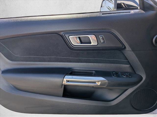 Used 2016 Ford Mustang Shelby GT350 w/ Technology Package image 10