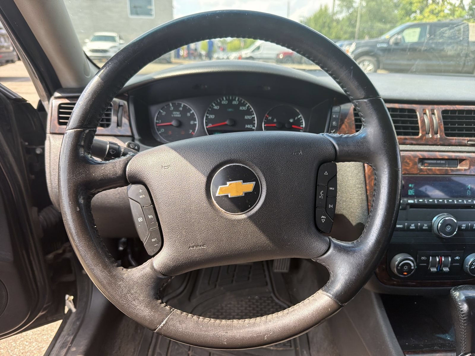 Used 2012 Chevrolet Impala LT FWD image 21