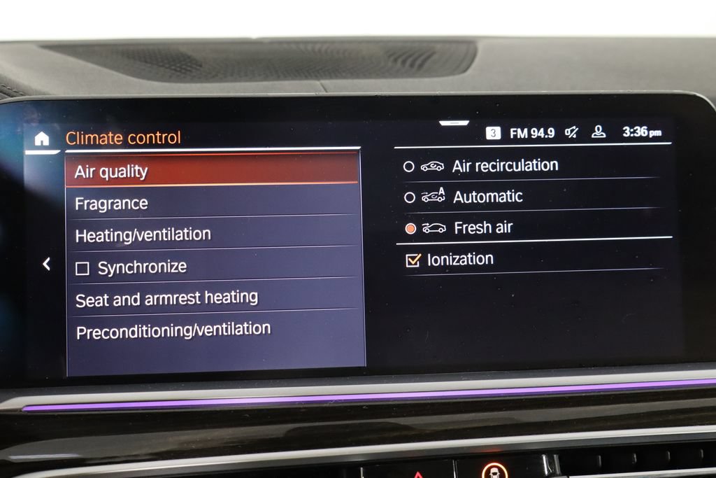 Used 2020 BMW X7 xDrive40i w/ Cold Weather Package AWD/4WD image 40