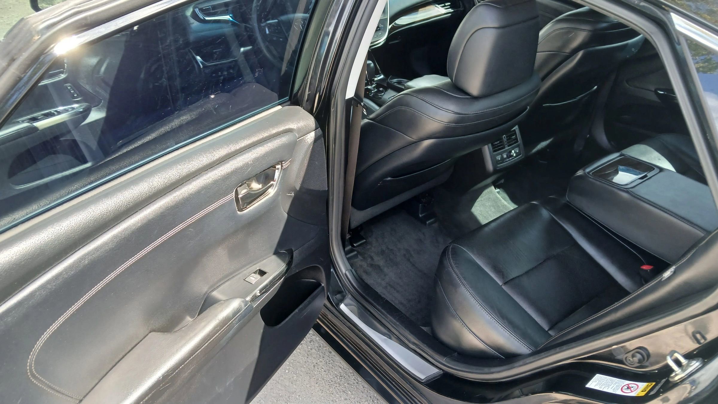 Used 2014 Toyota Avalon Limited image 10