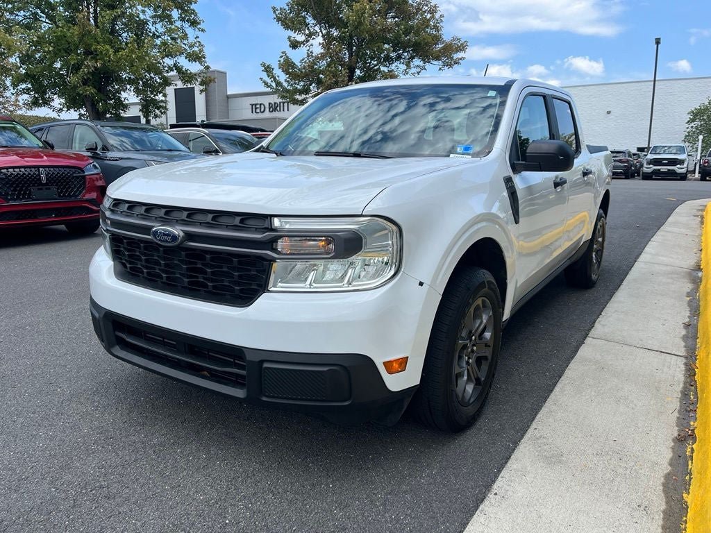 Used 2022 Ford Maverick XLT FWD image 3