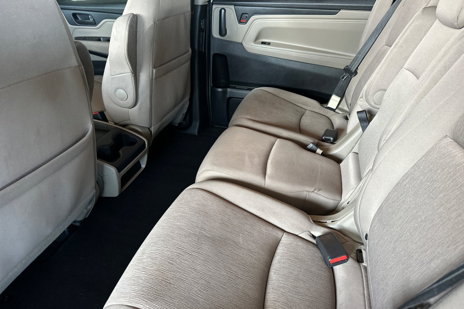 Used 2019 Honda Odyssey EX image 9