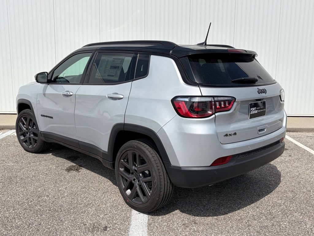 New 2026 Jeep Compass Limited w/ Sun, Sound & Navigation Group AWD/4WD image 3