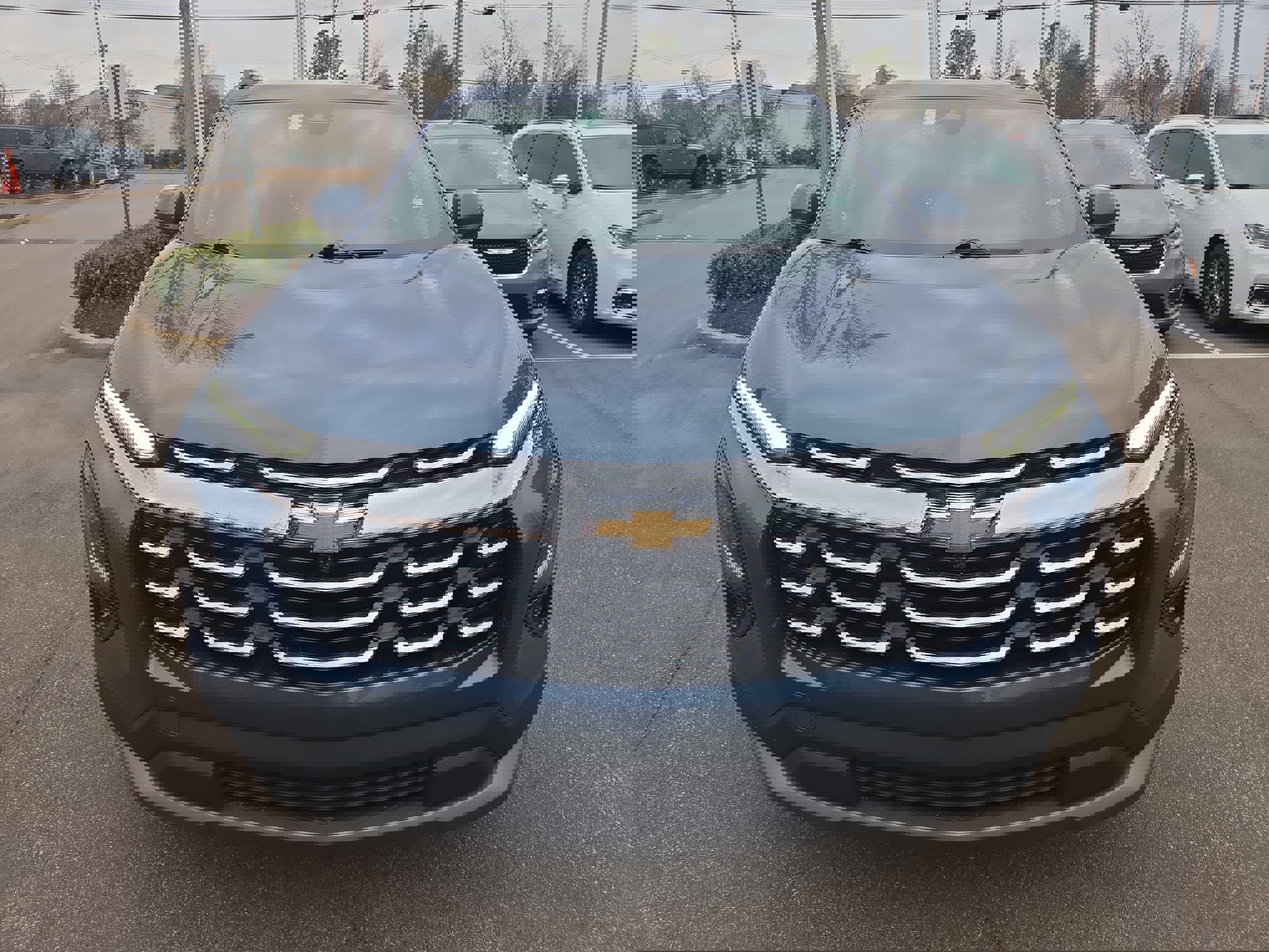 Used 2025 Chevrolet Equinox LT w/ Convenience Package II image 8