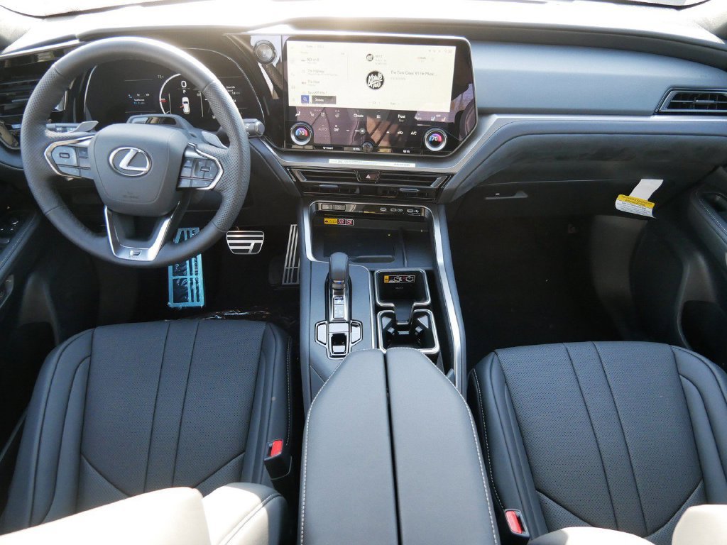 New 2026 Lexus TX 500h AWD w/ Technology Package image 14