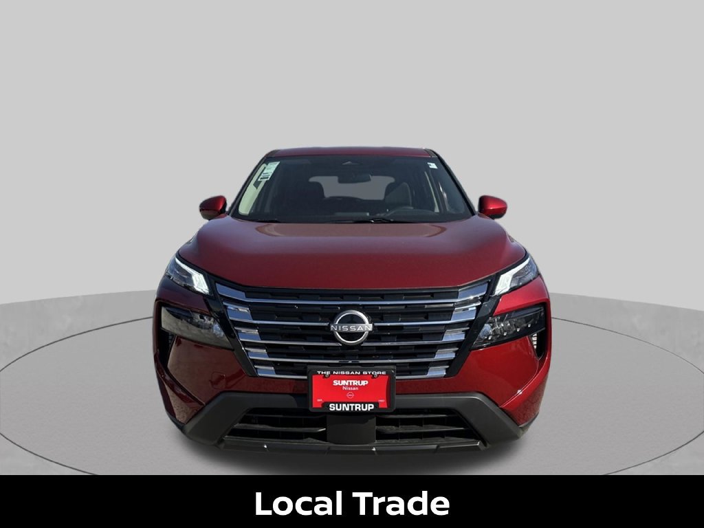 Certified 2026 Nissan Rogue SV AWD/4WD image 9