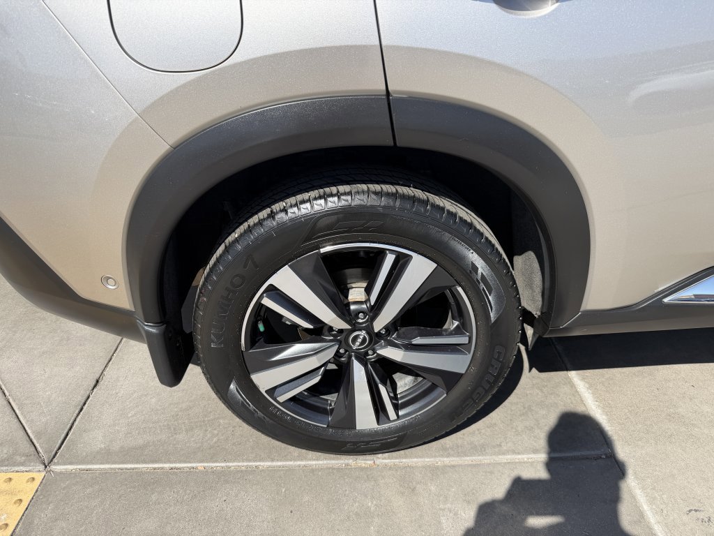 Used 2022 Nissan Rogue Platinum w/ Head-Up Display Package FWD image 15