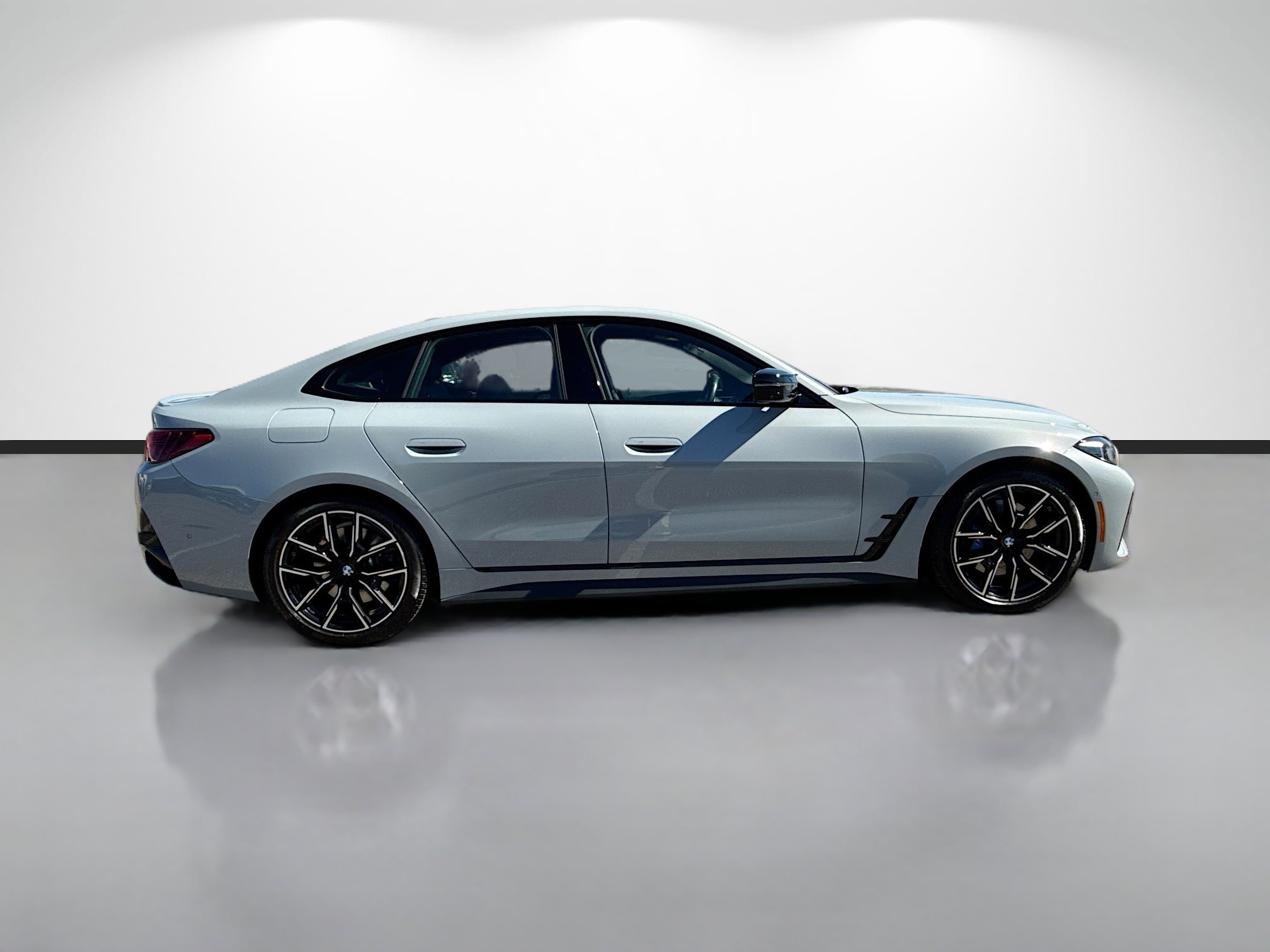 Used 2025 BMW 440i xDrive image 2
