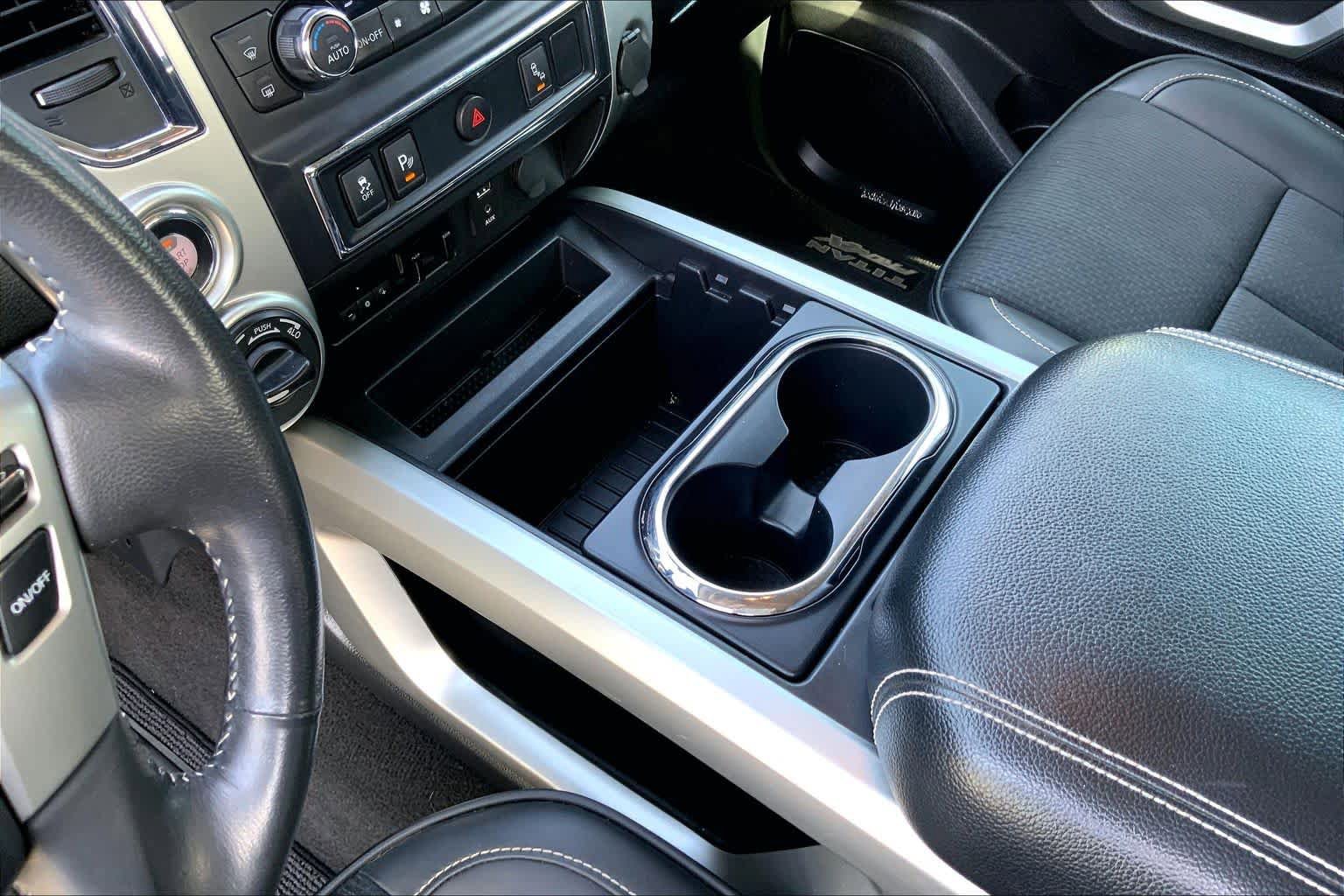 Used 2018 Nissan Titan PRO-4X w/ Pro-4x Utility Package image 17