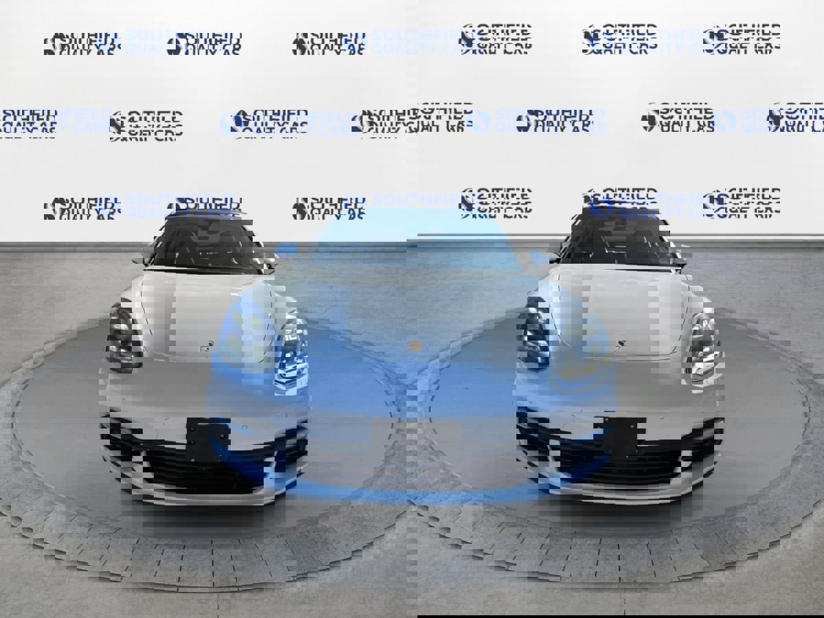 Used 2019 Porsche Panamera 4S image 9