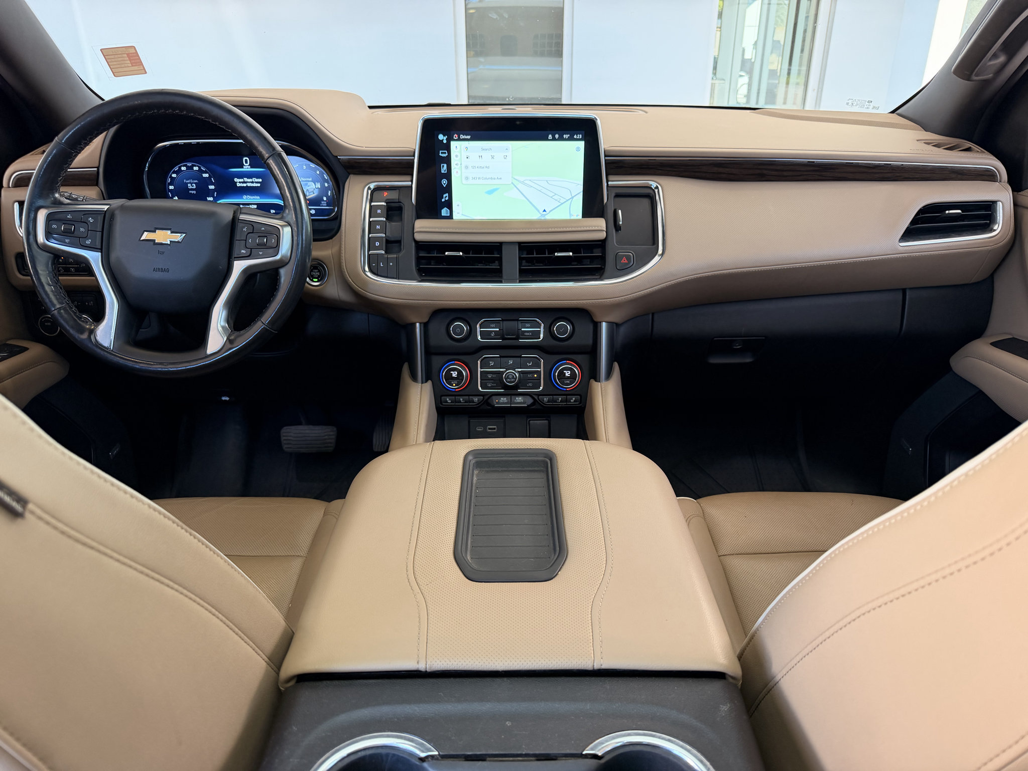 Used 2022 Chevrolet Tahoe Premier AWD/4WD image 17