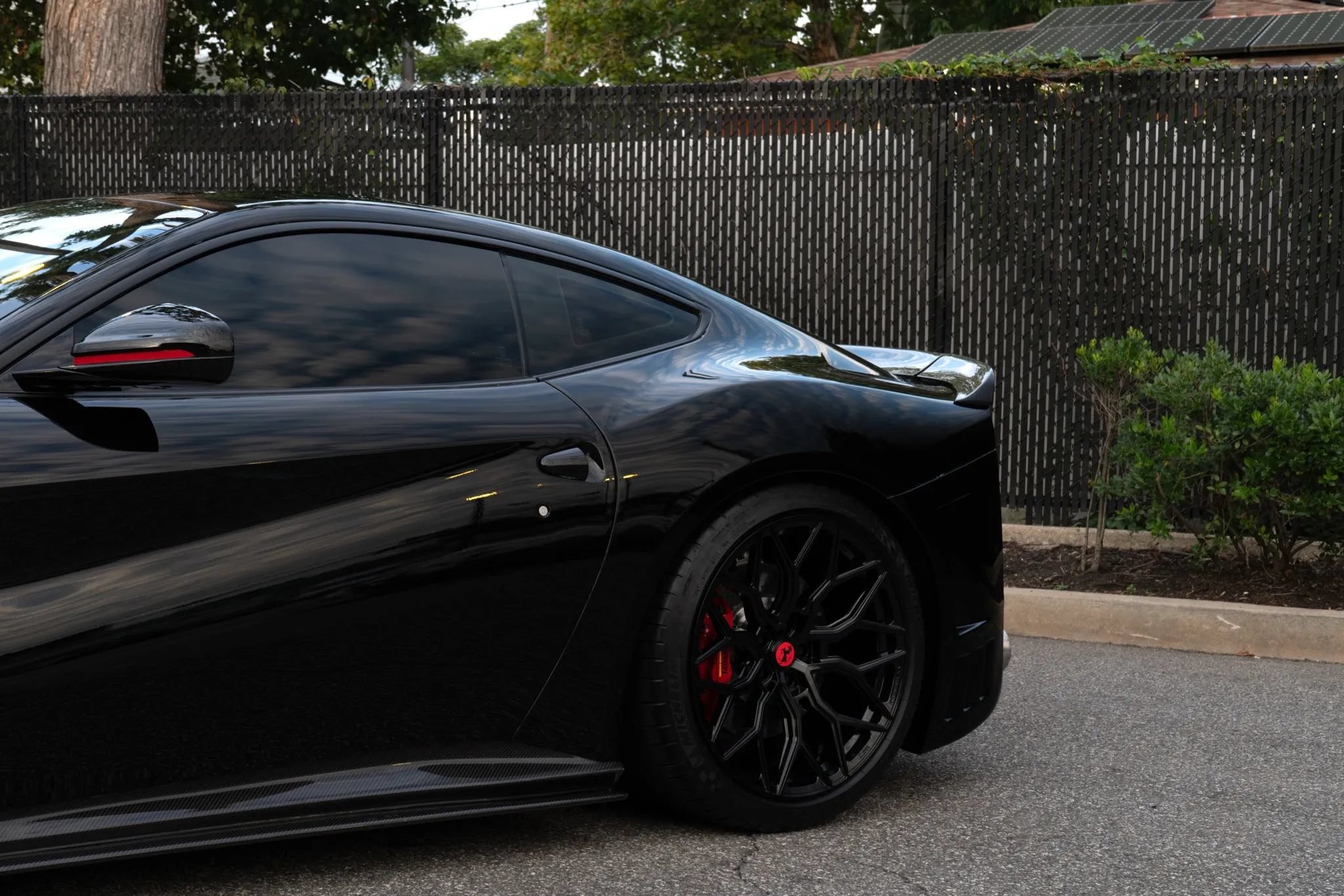 Used 2015 Ferrari F12 Berlinetta RWD image 43