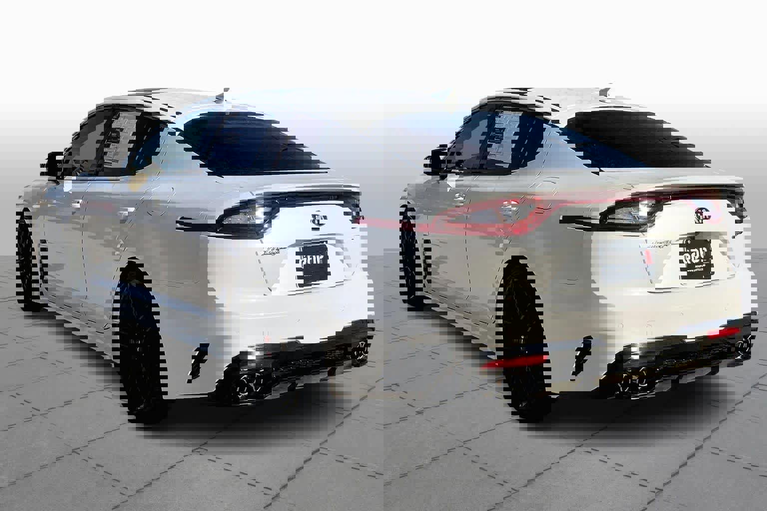 Used 2019 Kia Stinger GT2 image 11