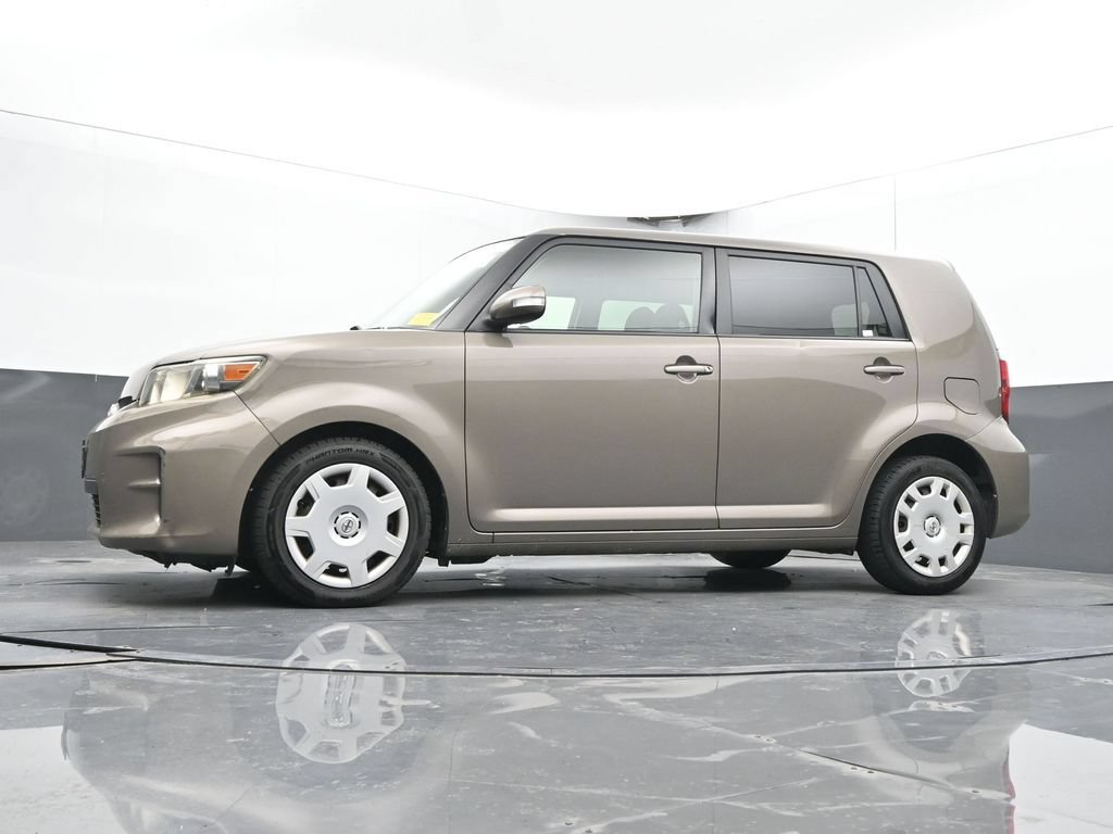 Used 2011 Scion xB FWD image 26