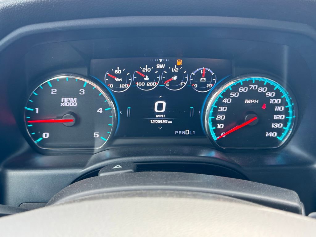 Used 2018 GMC Sierra 2500 Denali w/ Suspension Package, Off-Road AWD/4WD image 19