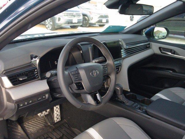 Used 2026 Toyota Camry SE image 15