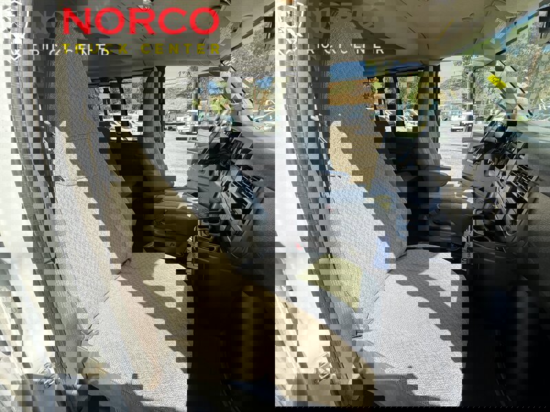 Used 2021 Chevrolet Express 3500 LT w/ LT Preferred Equipment Group image 18