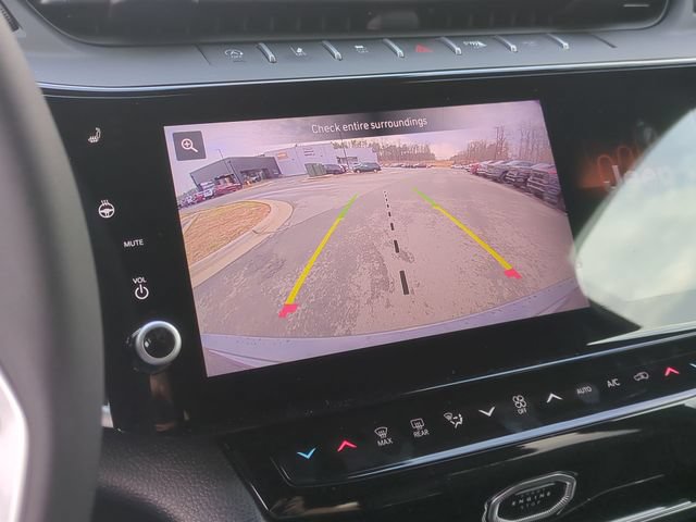New 2026 Jeep Grand Cherokee Altitude RWD image 37