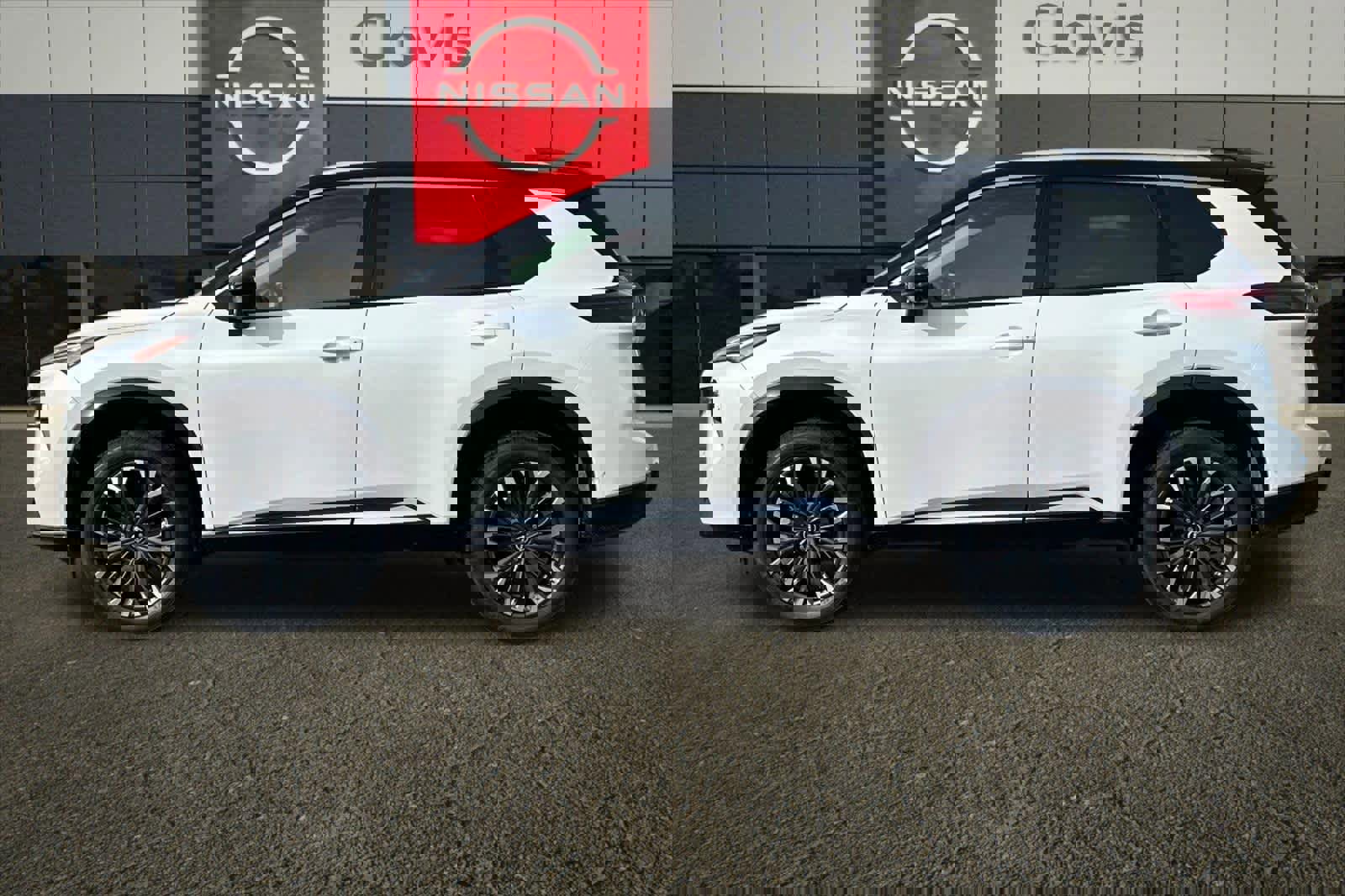 New 2026 Nissan Rogue Platinum image 6