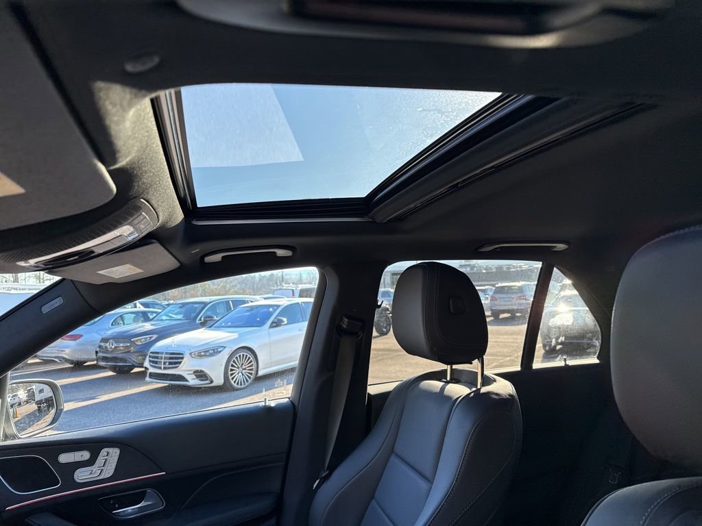 Used 2025 Mercedes-Benz GLE 350 4MATIC image 8