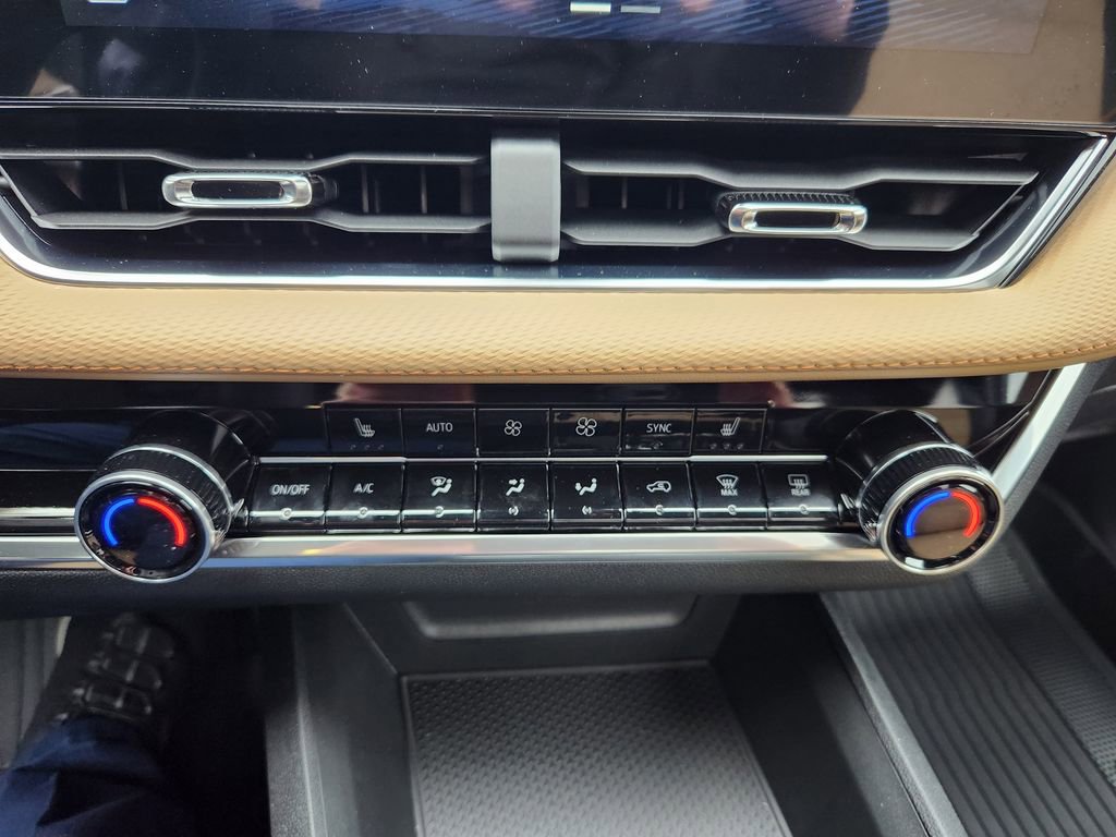 New 2026 Chevrolet Equinox ACTIV image 19