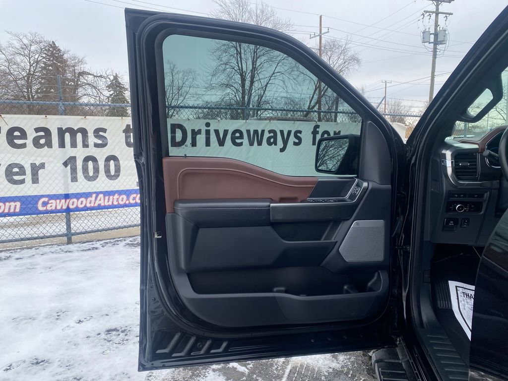 Used 2023 Ford F150 Lariat w/ Equipment Group 502A High image 11